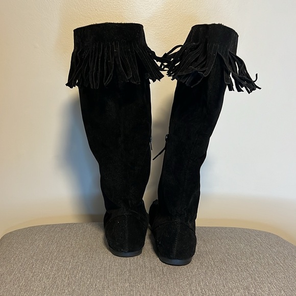 Bamboo Circus 05 Fringe Boots - Picture 4 of 7